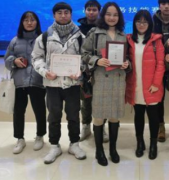 13年党龄高校教师她积极学习先进的教学理念
