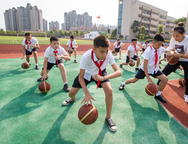 微运动场让学生在短时刻内实现放松身心